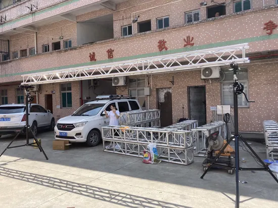 Heavy Duty Line Array Speaker Stand for Portable Stage Lighting Truss System 